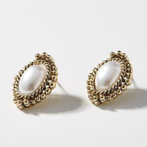 NWT Simons Vintage Pearl Elegance Earrings